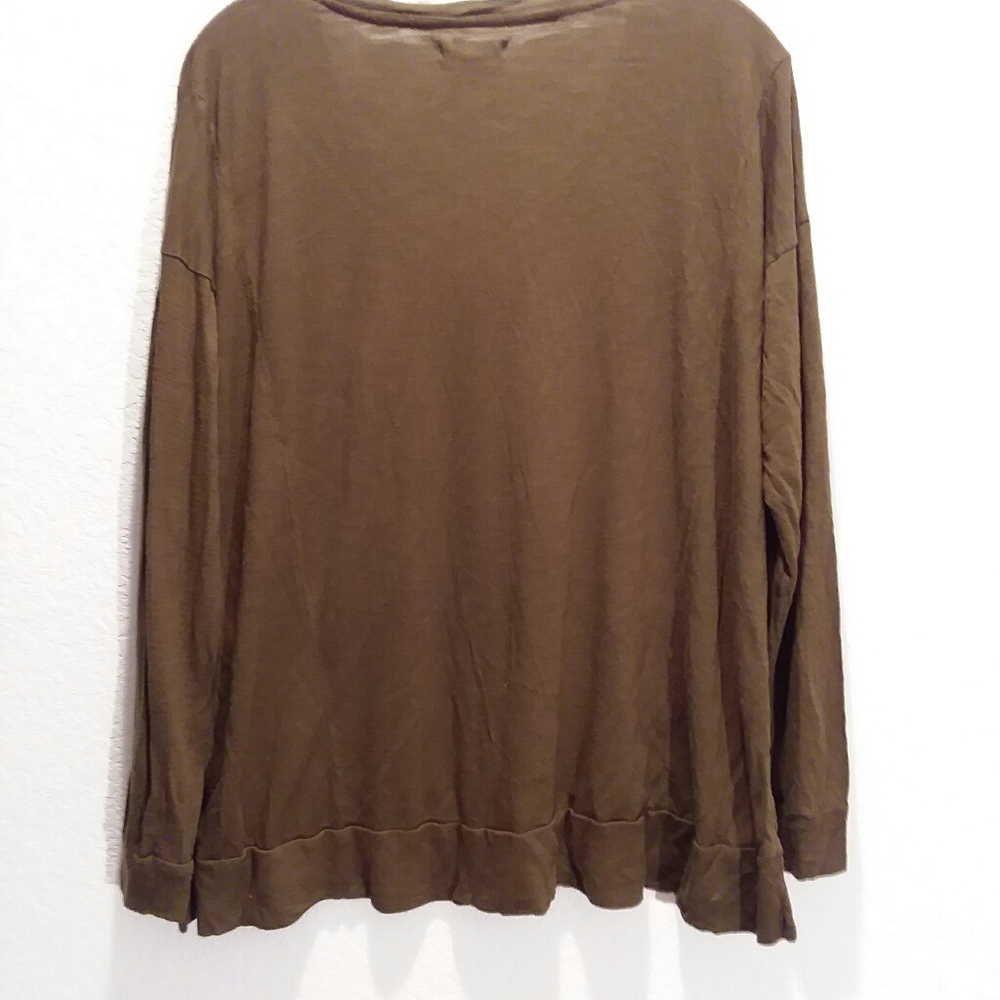 SALE! Madewell Long Sleeve V Neck Tee - Picture 3 of 4